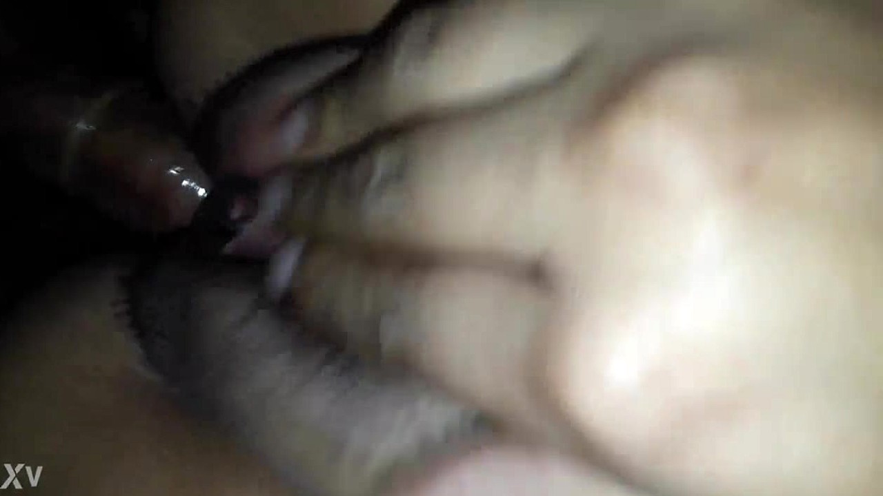 Ecuadorianeren Sangolqui masturberer mens jeg bryter anusen hans / TUBEV.SEX nb