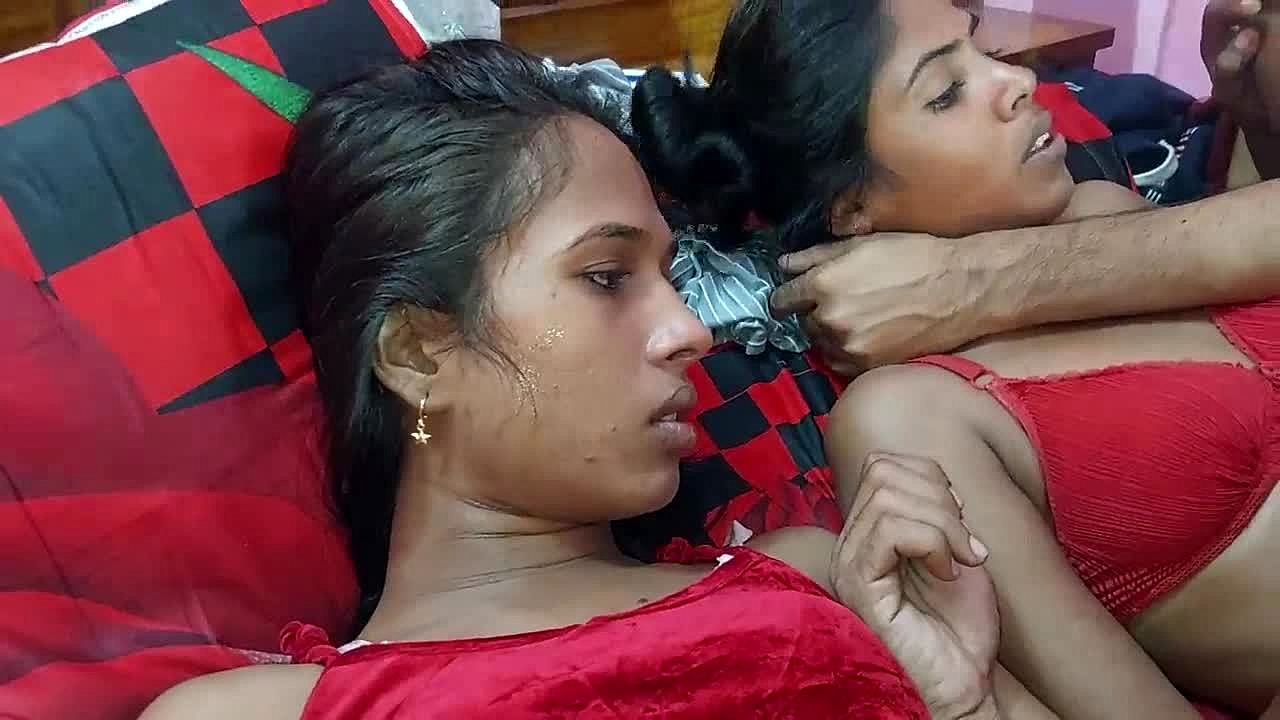 Xxx bengali askel-siskon pari nussii voimakkaasti veljensä ja hänen kumppaninsa kanssa, me bengali pornovideokohtaus neljän kimpassa / TUBEV.SEX fi kuva kuva